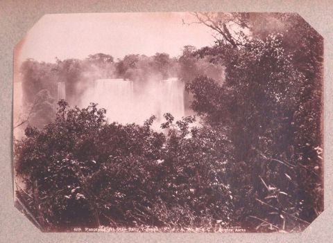 Boote, Album de 47 fotografas albminas de fin de siglo. Imgenes representando la Cordillera de los Andes, Iguaz,