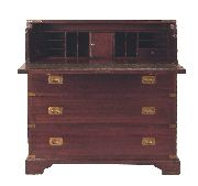 Comoda marinera, deterioros, falta agarradera de bronce