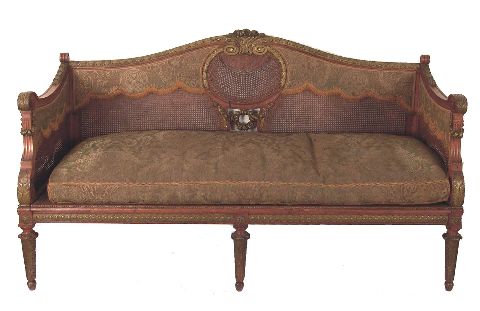 Sofa estilo Lus XVI, esterillado. Polilla.