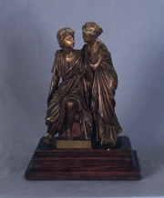 Pareja, escultura de bce. Firmado en el zcalo F. Aiselin. 32 cm.