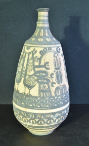 Vaso cermica Delphos, estilo Griego. Alto: 52 cm.