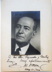 Heinrich Annemarie. Fotografa en su portante original, dedicada y firmada por Enrique Mosca, Unin Cvica Radical,