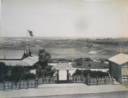 Golf CLUB MAR DEL PLATA, Fotografa de gran tamao, de la ANTIGUA ENTRADA y los LINKS, circa 1909, mide: 25 x 19 cm