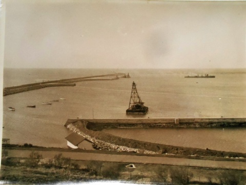 Mar del Plata. Fotografa de gran tamao, VISTA DEL PUERTO, ao 1933, mide 24 x 18 cm.