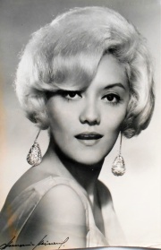 Heinrich, Annemarie. Fotografa de la actriz argentina PAULA GALES, firmada por Annemarie HEINRICH, ao 1966,