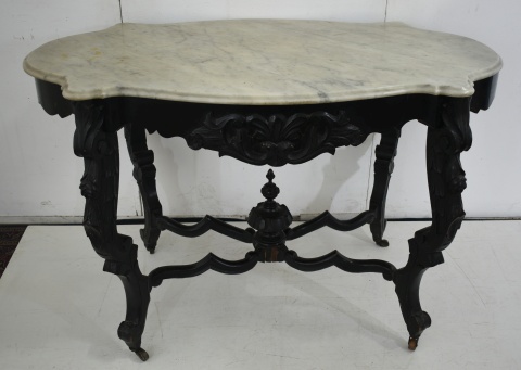 Mesa estilo victoriana tapa de Mrmol