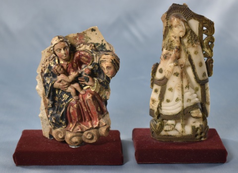 Virgen con Nio y Cristo de la Paciencia. Dos tallas de piedra policromadas. Averas. (589)