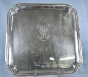 Bandeja conmemorativa, plata con inscripcin 1955-7 Septiembre 2000. (71)