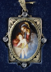 Colgante con miniatura Virgen y el Nio. (401)