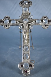 Crucifijo de plata europea con aplicacin de piedras (129)