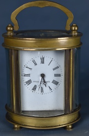 Peq. Carriage Clock bronce Made in France Altura 8 cm (ovalado). C. LL.