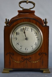 Reloj de mesa BTG (Jacques Benedict Time Group), mquina de bronce. Peq. Rest. 21 cm.