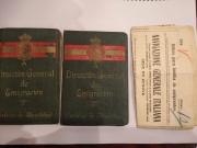 Dos pasaportes de emigrantes espaoles