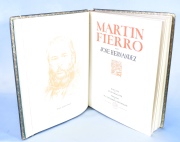 MARTIN FIERRO, con ilustraciones de Luis Macaya. Ejemplar N°1768, encuadernado en cuero, deterioros, con funda. Ejemplar
