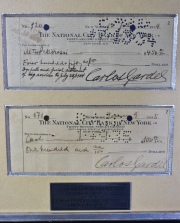 DOS CHEQUES FIRMADOS POR CARLOS GARDEL. The National Bank of New York. Colecc. A. Carrizo.. Enmarcados en 1 cuadro.