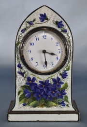 Reloj de plata inglesa y esmalte. alto: 16 cm.